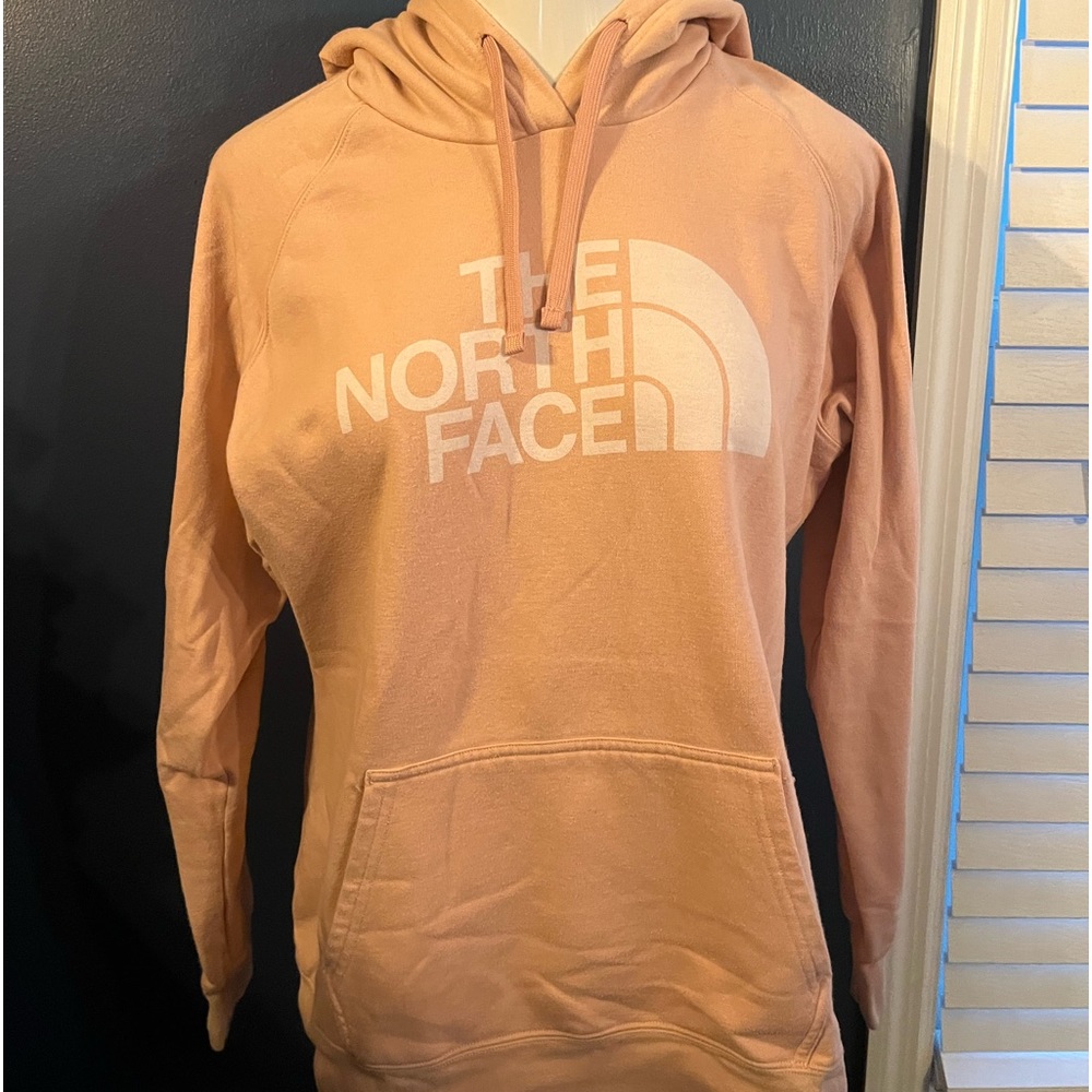 🧡Perfect North Face Pink Hoodie🧡